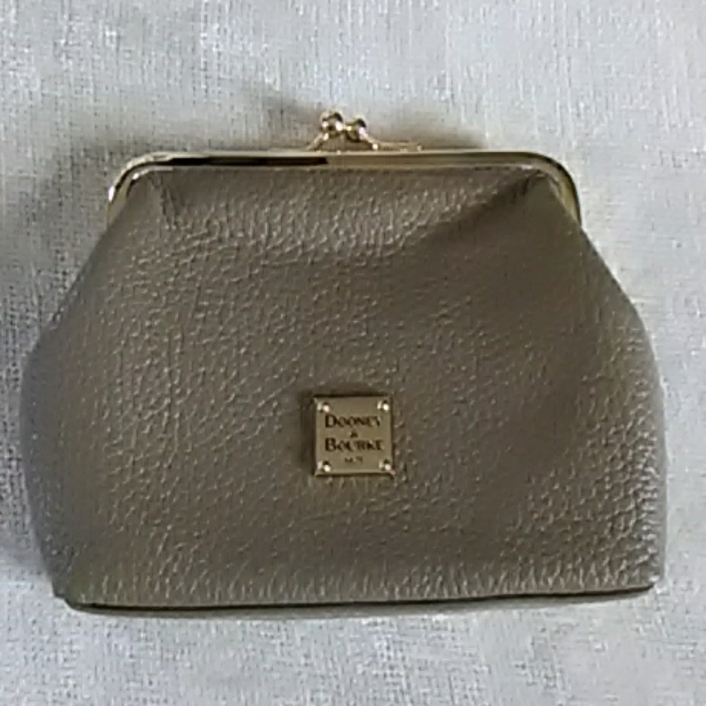 Authentic Dooney & Bourke Belvedere hobo NWT - Picture 7 of 10